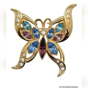 LARGE GOLDTONED & AUSTRIAN CRYSTAL BUTTERFLY BROOCH